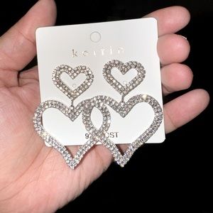 DOUBLE HEART STONE EARRINGS
